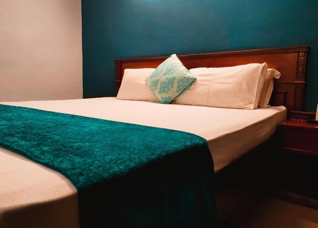Hotel Geo บังกาลอร์ ภายนอก รูปภาพ
